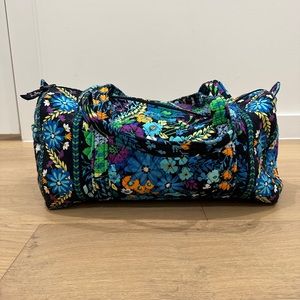Medium size Vera Bradley duffel bag
